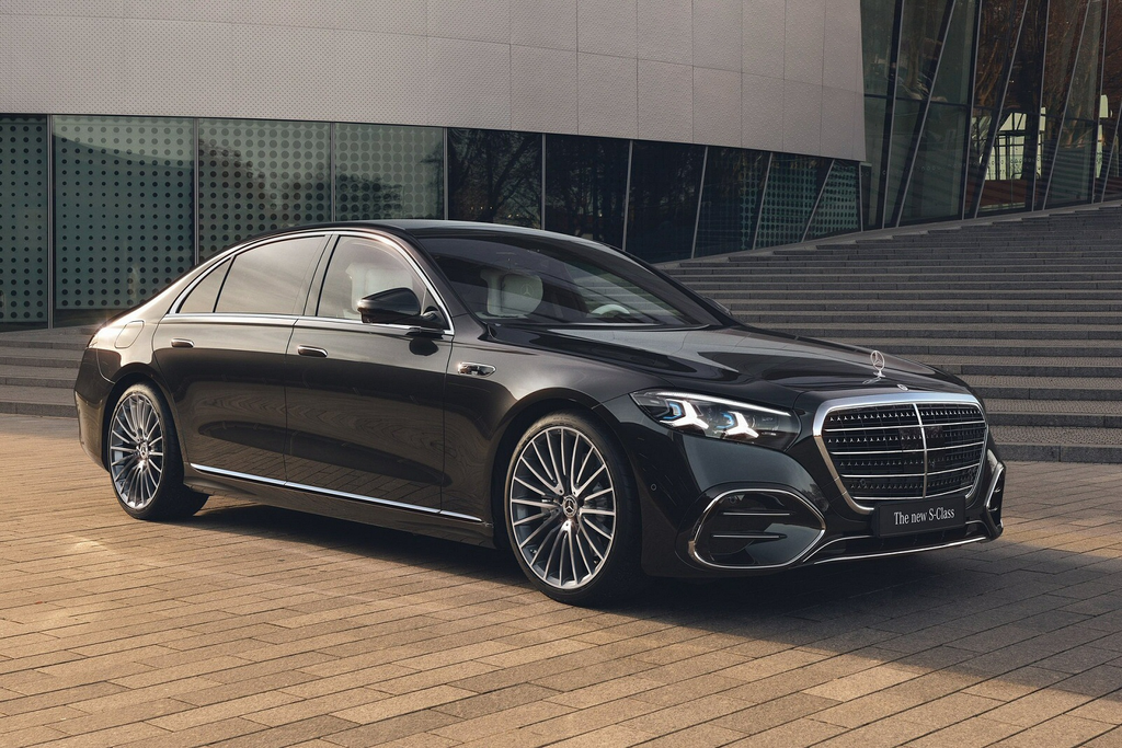 Benz S-Class Saloon